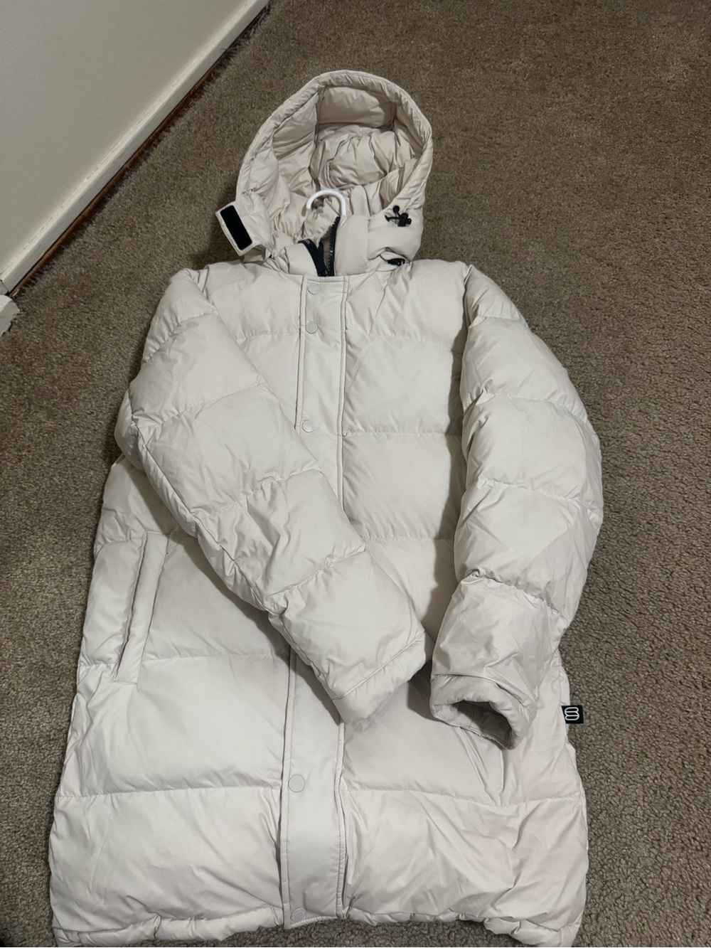 Aritzia cream midi length Puffer Coat with Hood